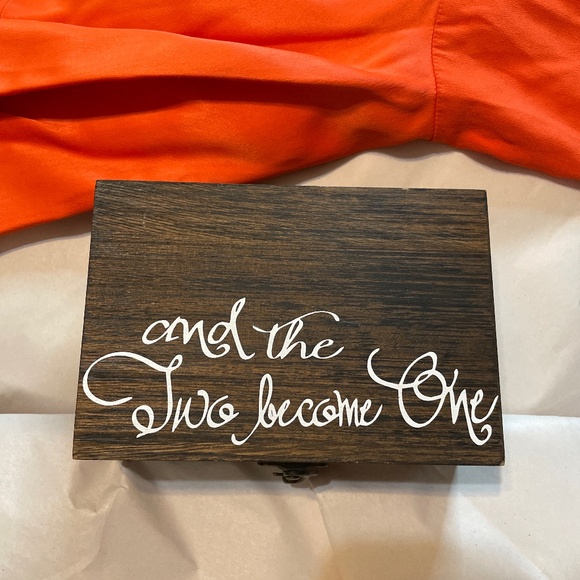 Wedding ring holder - Picture 2 of 5